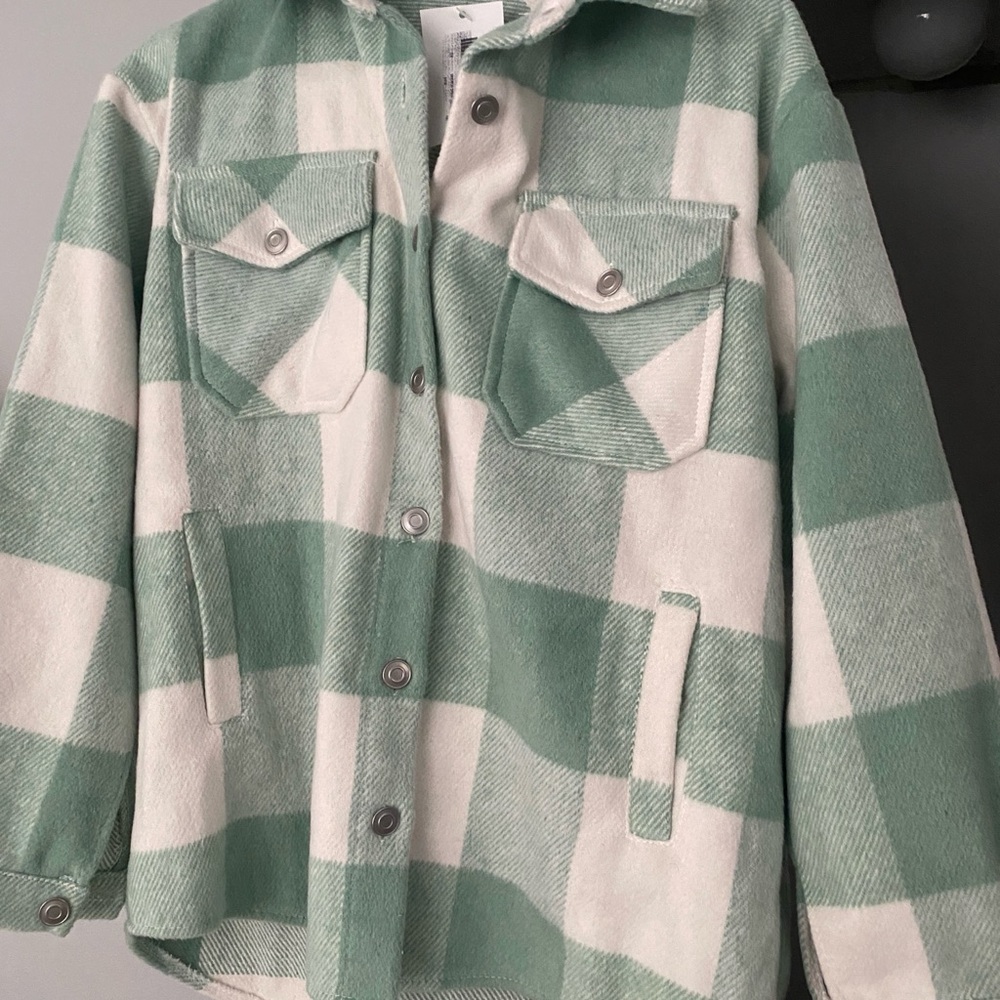 NWT Green and White Plaid Shacket